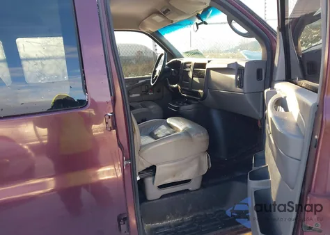 2005 Chevrolet Express из США, поврежденный, VIN 1GNHG39U551206817